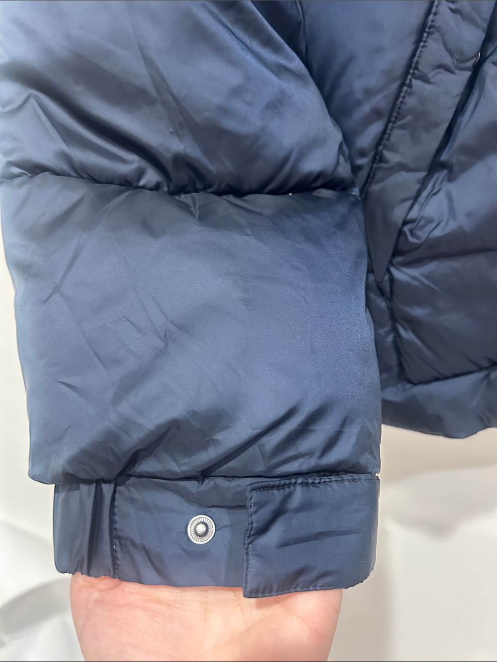 Lucky Brand Men's Navy Puffer Jacket with Black Shoulder Panels large new wi tag - Picture 6 of 8